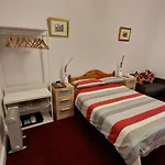 Mackenzie 3*