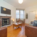 Large Corner *
