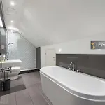 Cool Urban With Stunning Castle Views