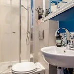 شقة Beautiful Victorian Close To The Botanical Gardens, Free Parking!