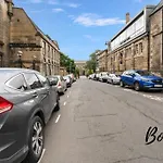 Monge Old Town 2br-1ba, Near Royal Mile By Bonjour Residences Edynburg