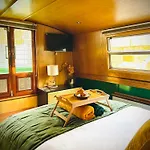 船屋 - Houseboats 爱丁堡