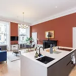 Dragon Luxury Serviced At Walker Street Appartement