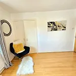 3 Bed House With 6 Beds By Sensational