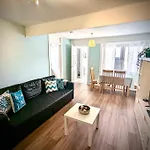 Cosy 2-bedroom House In Leith * Edimburgo
