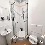 Arthurs Penthouse - Central Leith Walk 2-storey - Free Parking & Fast Wifi Lejlighed *