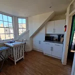 Rose Street 4 Bedroom Апартаменты