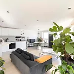 Joivy Fabulous With Bay View Terrace Εδιμβούργο