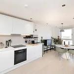 Joivy Fabulous With Bay View Terrace Εδιμβούργο