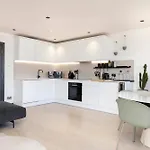 Joivy Fabulous With Bay View Terrace *