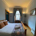 Charming 1 Bedroom