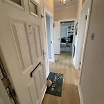 Apartment Edinburgh City Centre & Airport 2 Bedroom Apartment Edinburgh