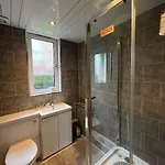 2 Bedrooms In Near Center Lejlighed