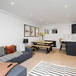 Modern 2 Bed إدنبرة