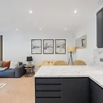 شقة Modern 2 Bed