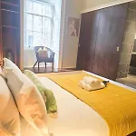 Apartment Spacious 2 Bedroom In The Heart Of New Town