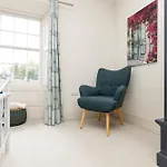 Joivy Exclusive House With Free Parking Διαμέρισμα