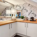 דירה Beautiful Victorian Close To The Botanical Gardens, Free Parking!