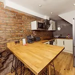 Superb Luxury By Canal - Central Edinburgh