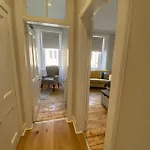 Gorgeous 2 Bed, Edinburg