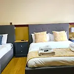 بيت ضيافة The Kew *