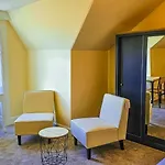بيت ضيافة The Kew *