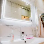 Large Bedroom, Close To Airport And Centre Alloggio in famiglia Edimburgo