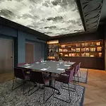 Hotel The Resident