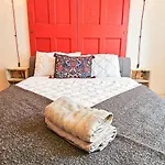 Harry Potter Styled 3-bed - إدنبرة