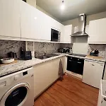 Designer Flat By Castle *
