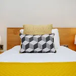 Large 3 Bed 3 Bath - New Town דירה אדינבורו