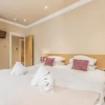 Large 3 Bed 3 Bath - New Town דירה אדינבורו