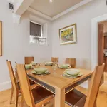Large 3 Bed 3 Bath - New Town * אדינבורו