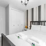 Comfy Place Off Royal Mile, With Parking Apartamento *