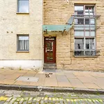 Comfy Place Off Royal Mile, With Parking