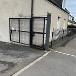 度假居 4 Bed Near Airport 爱丁堡