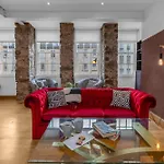 Old Town Romantic Getaway דירה