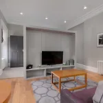 Destiny Scotland - Distillers House Edimburgo