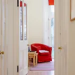 Delightful Ground Floor Newington Flat Διαμέρισμα *