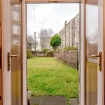 Διαμέρισμα Delightful Ground Floor Newington Flat