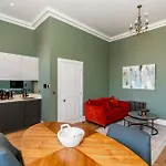 Dragon Luxury At 9 Albyn Place * Edimburgo