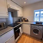 The Shore Modern 2 Bedroom Διαμέρισμα