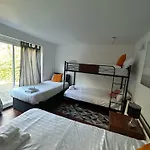 The Kingsview Townhouse - Boutique * Edinburg