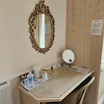 Highfield 4* Edinburgh