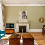 Dragon Luxury At 9 Albyn Place Edimburgo