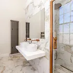 Dragon Luxury At 9 Albyn Place * Edimburgo