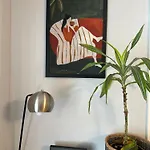 Apartman Private Main Door Lovely 2 Bedroom *