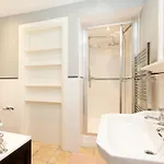 Stylish 1-bedroom Daire Edinburgh