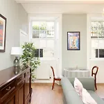 Stylish 1-bedroom *