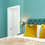 Dragon Luxury At 9 Albyn Place Edimburgo